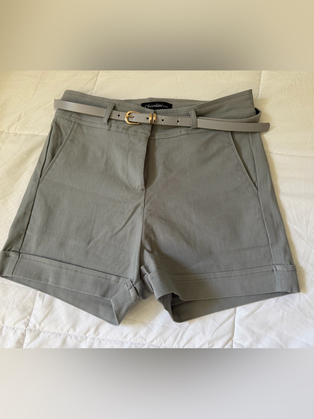 Chocolate High-Waist Shorts in Gray with Matching Belt